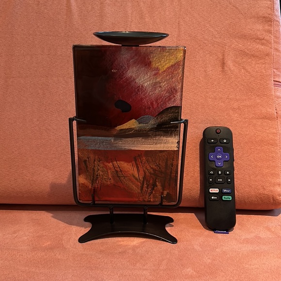 Red and Black Decorative Candle Holder - Picture 2 of 5